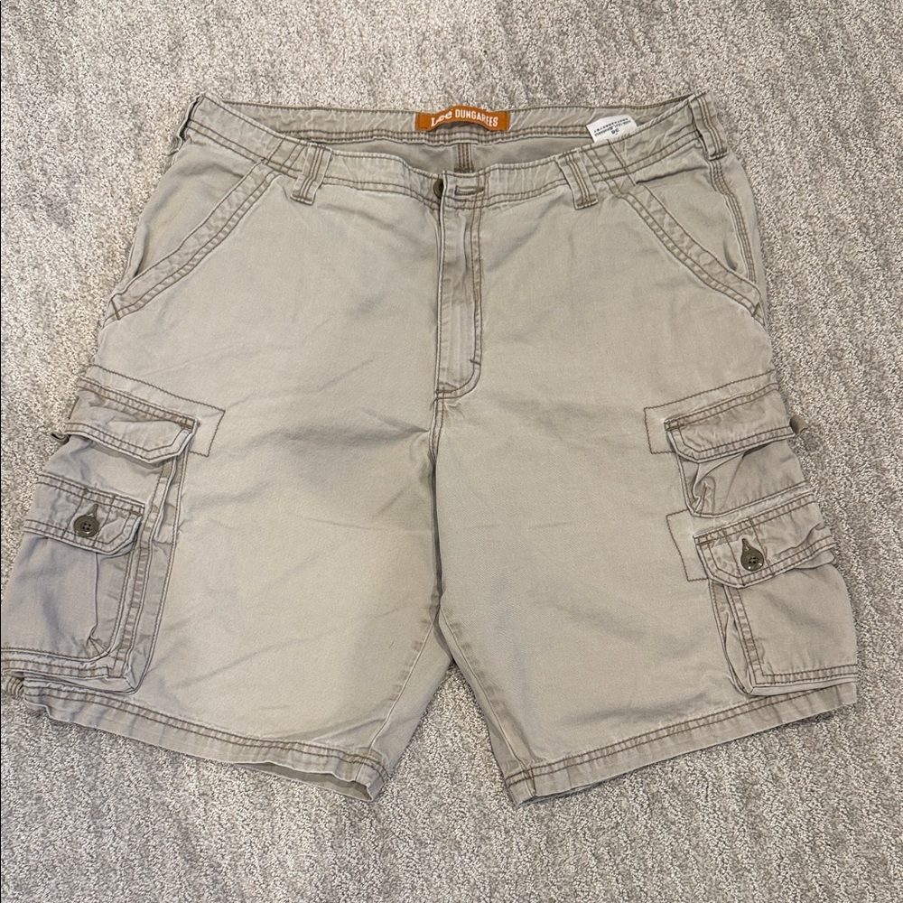 Lee Men's Tan Cargo Shorts